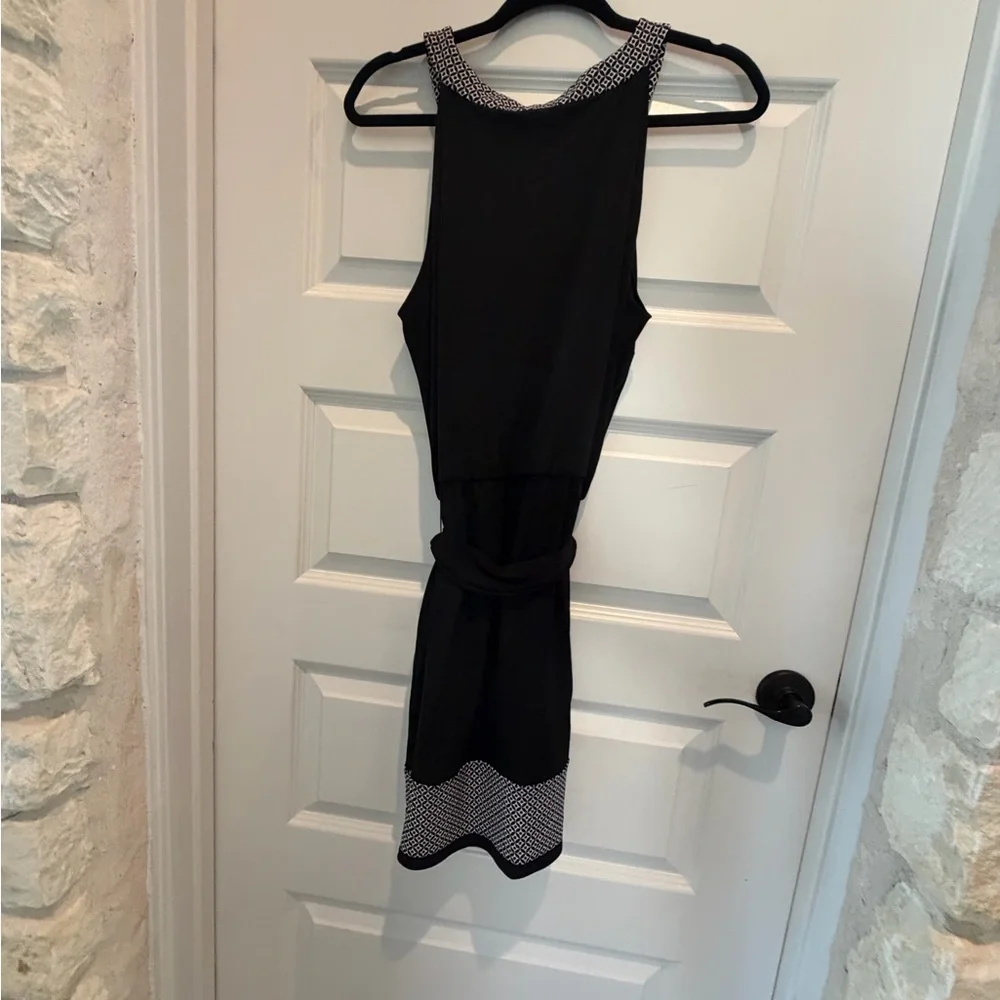 White House Black Market Black Dress with White Trim - Picture 4 of 6